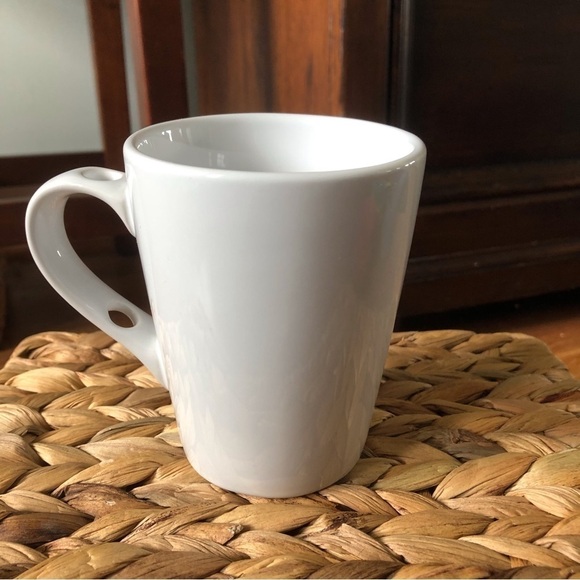 Maison Plus Classic White Ceramic mug with spoon holder - Picture 3 of 5
